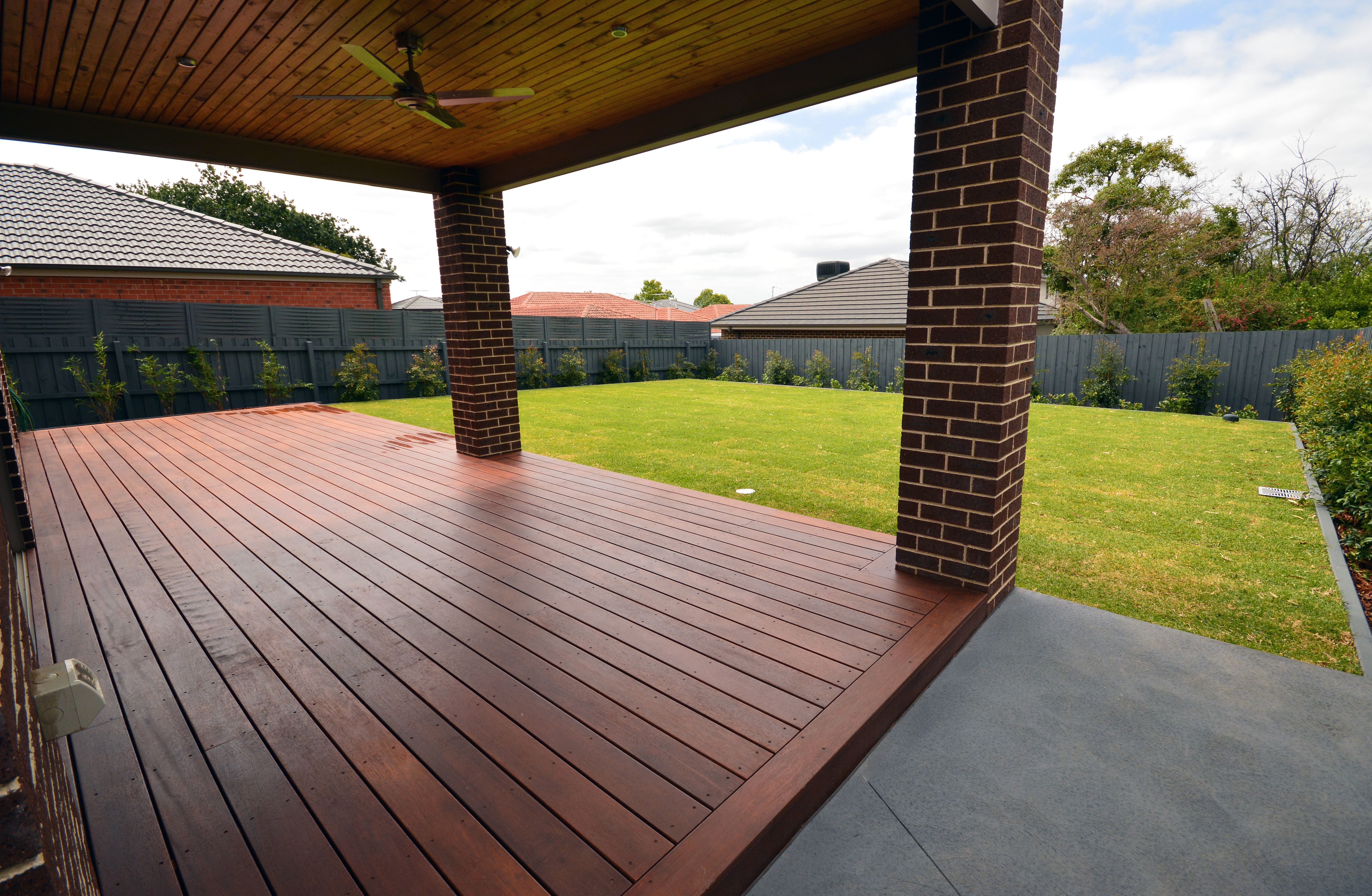 Supreme Green Decking & Paving